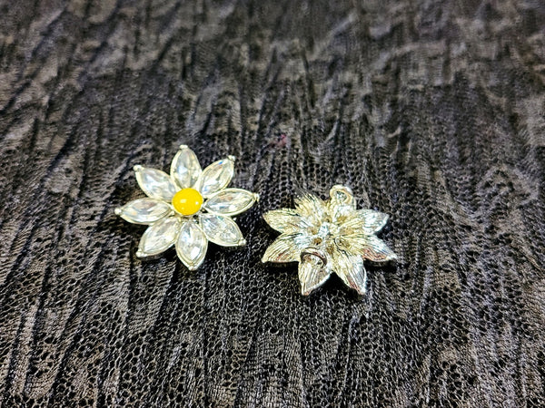 Small Flower Buckles